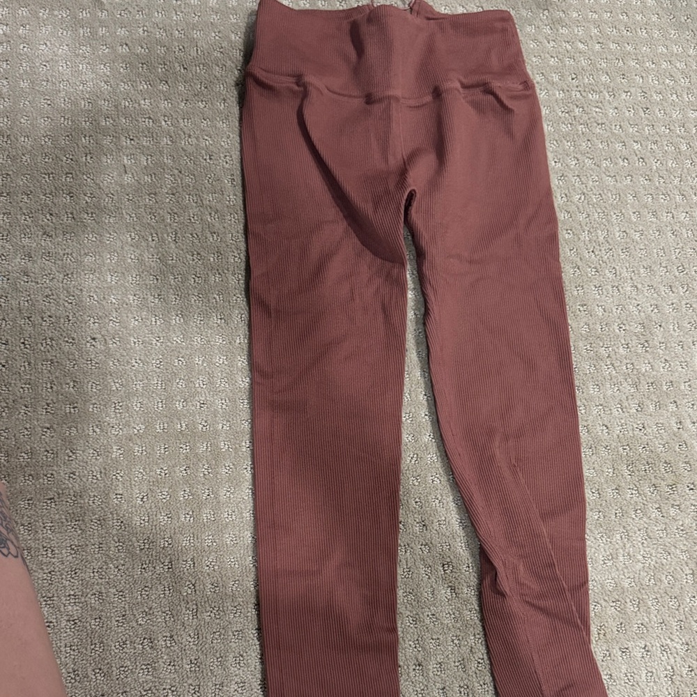 Fabletics High-Waisted Leggings - Rust